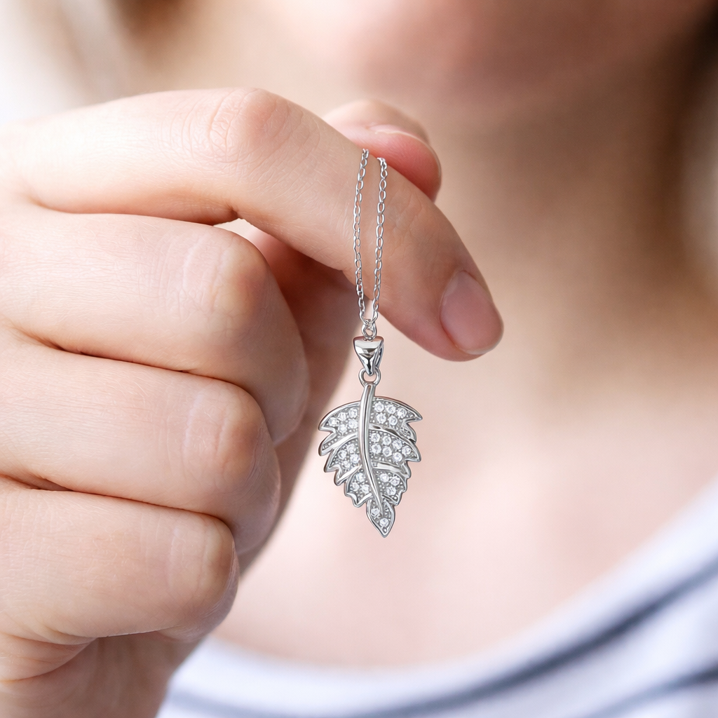 925 Sterling Silver Leaf Pendant