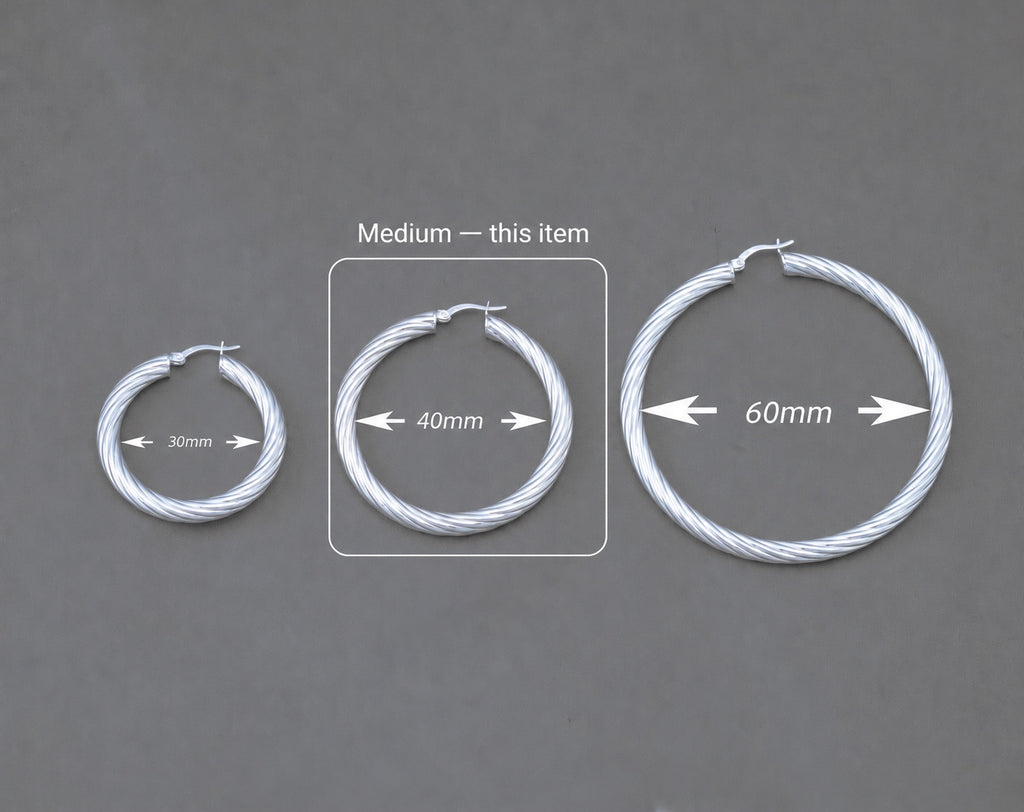Hoop size comparison with the medium 40 mm hoop highlighted for this item
