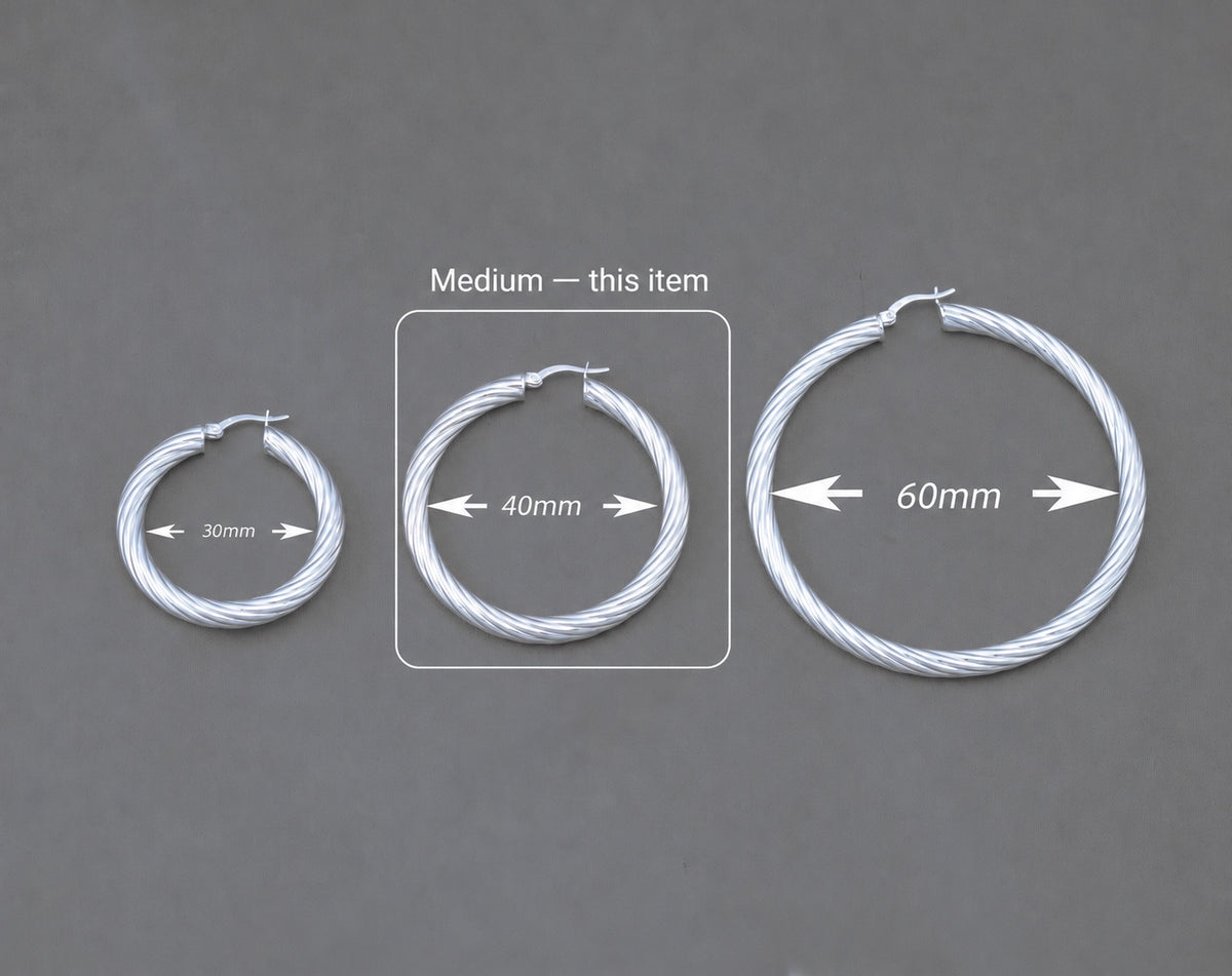 Hoop size comparison with the medium 40 mm hoop highlighted for this item
